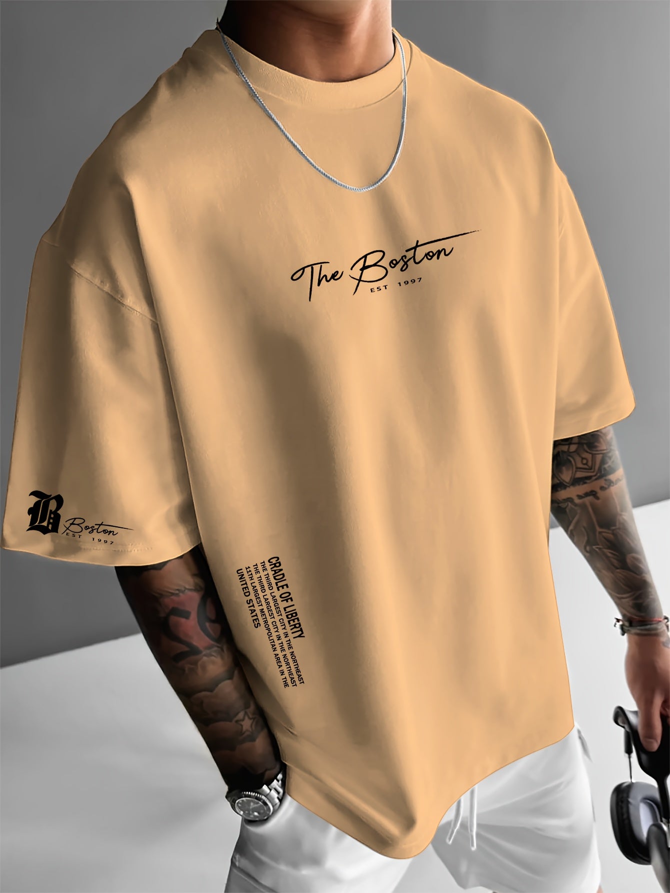 Men’s Oversized T-Shirt "Boston" – Urban Streetwear Style, Lightweight and Comfortable for Summer