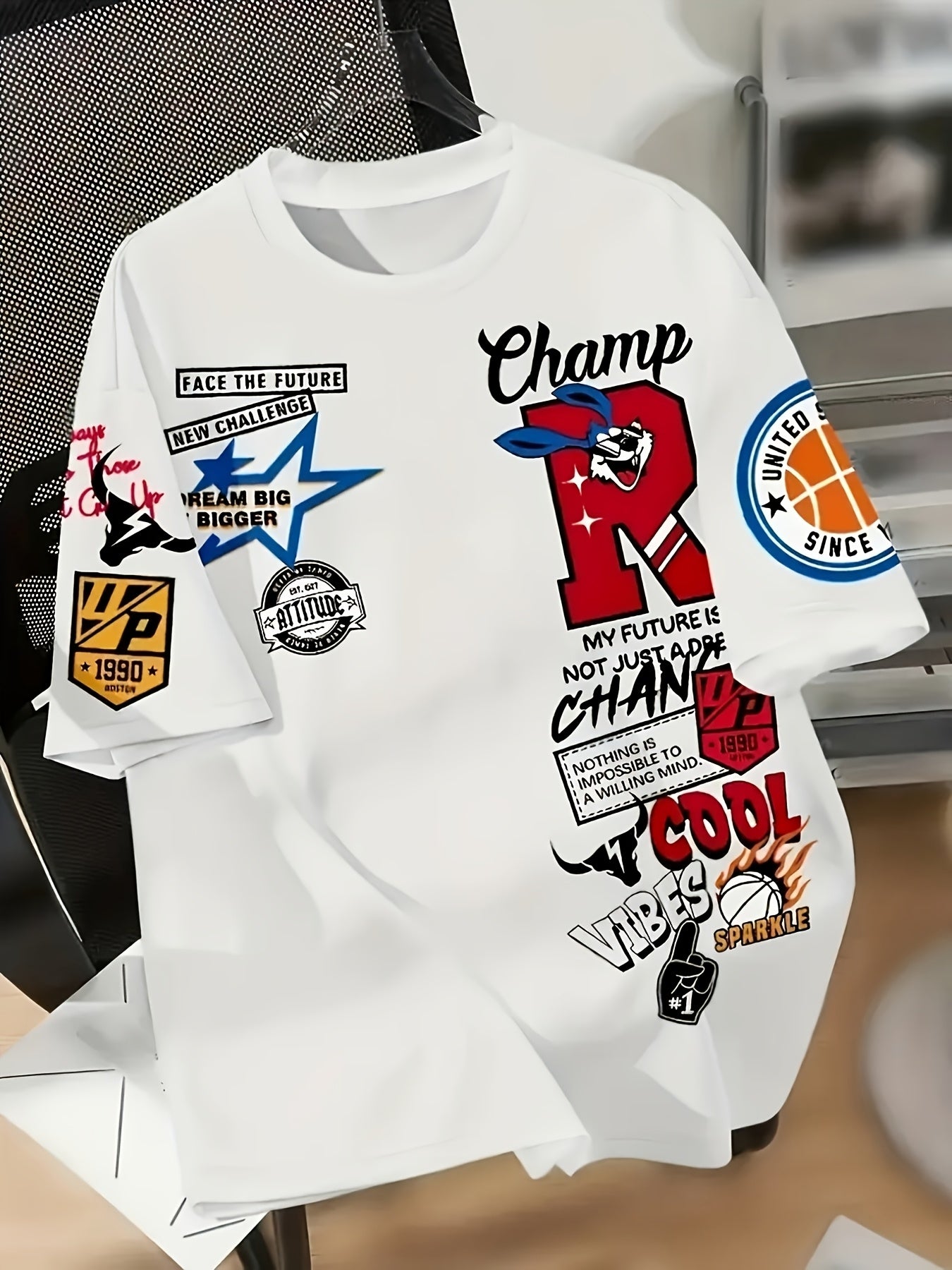 Men’s “R” Graphic Print T-Shirt – Street Slogan Tee with Basketball Patch, Summer Style for Europe